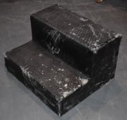 1 x Set of Steps For Caravans or Campervans - Height 42 x Width 70 cms - Ref 445 - CL501 - Location: