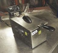 1 x Cookworks Semi Professional Fryer - Stainless Steel - Used, Supplied As Shown - £1 Start