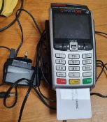 1 x Worldpay iWL250 Credit Card Acceptance Terminal With Charging Dock - Ref: JW - CL511 - Location: