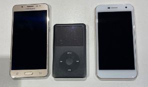 1 x iPod 2007 original - 1 x Samsung J5 - 1 x Wileyfox Spark - Read description for more info -