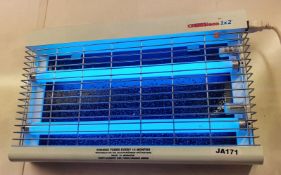1 x Chameleon 1x2 Fly Zapper - CL532 - Ref JA171 - Location: London, EC4N Auction details: