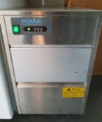 1 x Poler G Series Countertop Ice Machine With 20kg Output - Features Bullet Ice, Auto Fill and