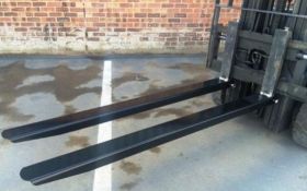 1 x Set of Total Source ForkLift Truck Extension Sleeves - Length 900mm, Height 40mm, Width
