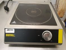 1 x Buffalo Countertop 3000w Induction Hob - 240v Single Zone Cooker - Model CE208-02 - RRP £170 -