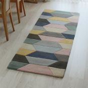 1 x 100% New Zealand Wool - Handmade In India - Dimensions: 70 x 200cm - Brand New Boxed Stock - CL5