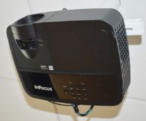1 x InFocus IN118HDXC 3200 Lumens 1920 x 1080 3D DLP Projector With 98 Inch Projector Screen and