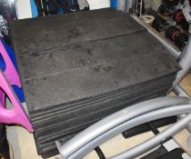 26 x Gym Safety Floor Tiles - Each Tile Measures 100 x 100 cms - CL546 - Location: Hale,