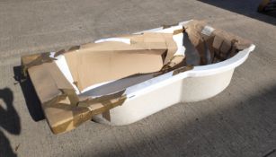 1 x P Shape Bath - 1600x850mm - Ref: MS326 - CL011 - Location: Altrincham WA14Bath is sold a