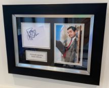 1 x Signed Autograph Framed Picture - ROWAN ATKINSON MR BEAN - With COA - CL590 - Location: