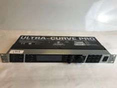 1 x Behringer Ultra-Curve PRO DEQ 2496 Digital audio processor - Ref: 1008 - CL581 - Location: