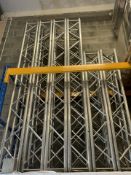 1 x James Thomas 3 Metre Long Squarelite Truss - Ref: 1203 - CL581 - Location: Altrincham