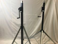 1 x Pair of Goliath studio basic 2800 lightning stands - Ref: 1182 - CL581 - Location: Altrincham