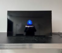 2 x Samsung 43