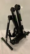 3 x Gravity Guitar stands - Ref: 1154 - CL581 - Location: Altrincham WA14