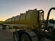 2006 Dragon Vacuum Trailer VIN: 1UNST42276L042192 Color: Yellow 130 Bbl Ste