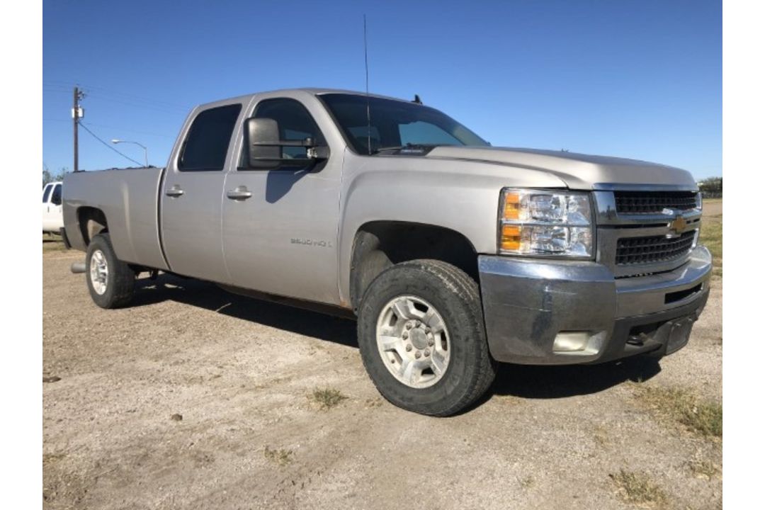 2009 Chevrolet 2500 VIN: 1GCHK63649F137369 Odometer States: 297,373 Color: - Image 2 of 8