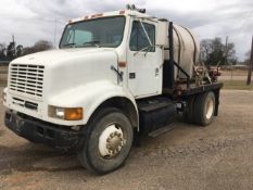 1998 International 8100 Flatbed VIN: 1HSHBAHN2WH493443 Odometer States: 422