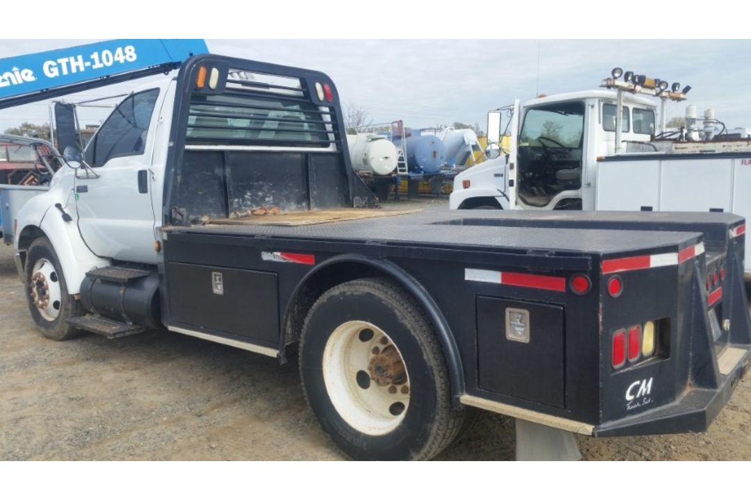2011 Ford F-650 Flatbed VIN: 3FRNF6FLXBV453256 Odometer States: 133811 Colo - Image 4 of 7