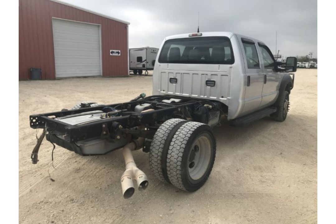 2012 Ford F-550 XL VIN: 1FD0W5HTXCEC66462 Odometer States: 128,489 Color: G - Image 3 of 6