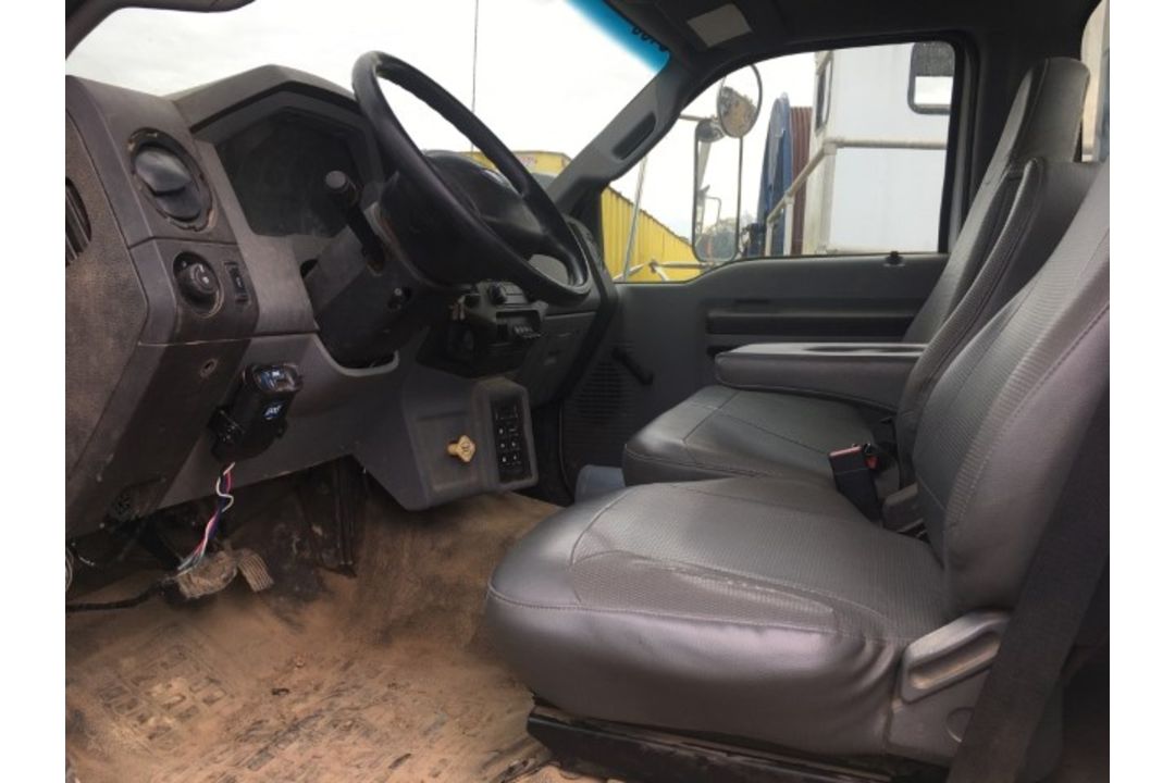 2011 Ford F-650 Flatbed VIN: 3FRNF6FL1BV453257 Odometer States: 129608 Colo - Image 5 of 7