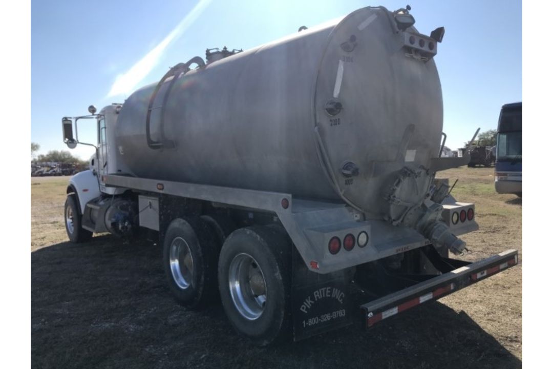 2010 Peterbilt PB340 VIN: 2NPRLN0X7AM106631 Odometer States: 194,336 Color: - Image 4 of 8