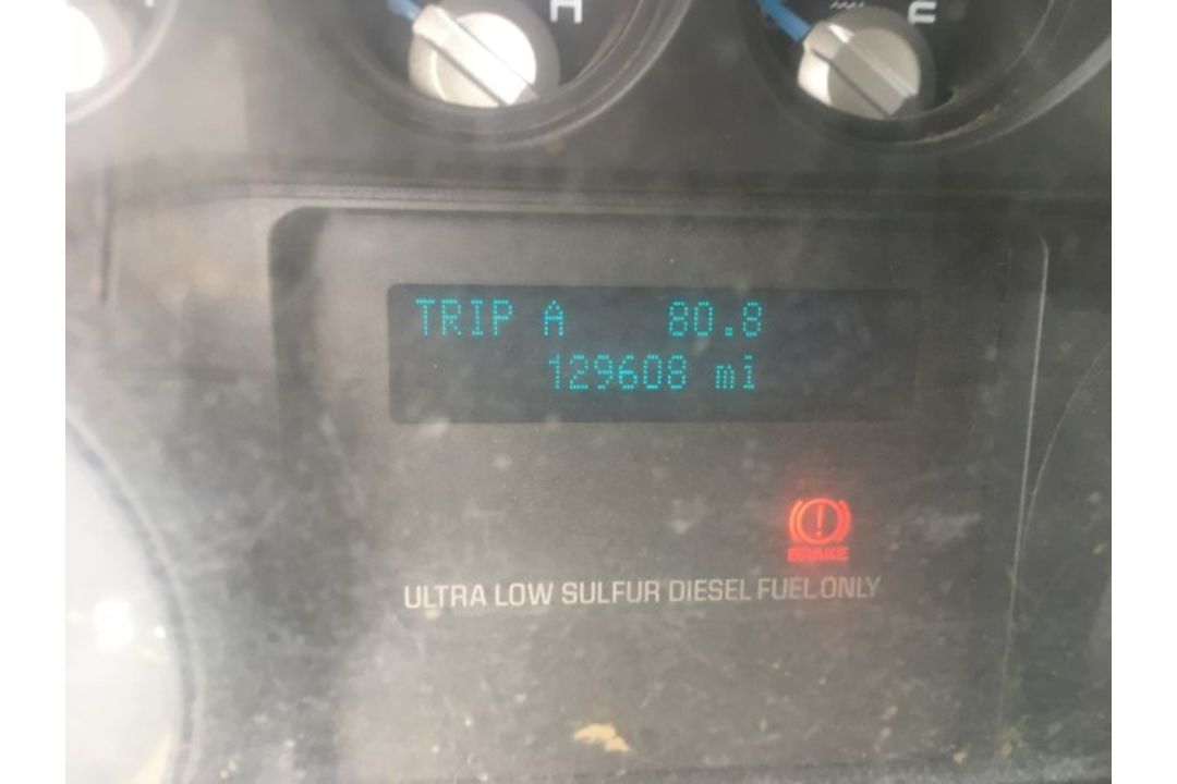 2011 Ford F-650 Flatbed VIN: 3FRNF6FL1BV453257 Odometer States: 129608 Colo - Image 6 of 7