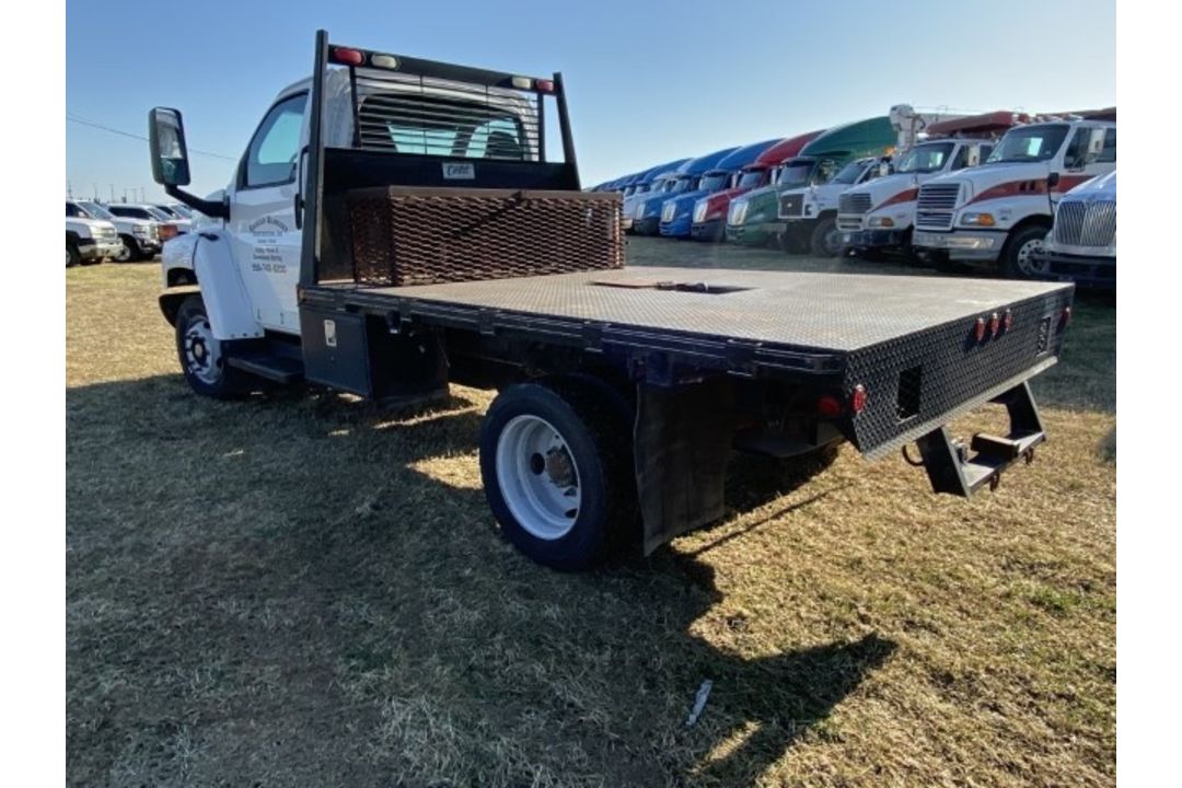 2003 Chevrolet C5500 Flatbed VIN: 1GBE5E1153F503413 Odometer States: 20314 - Image 4 of 6