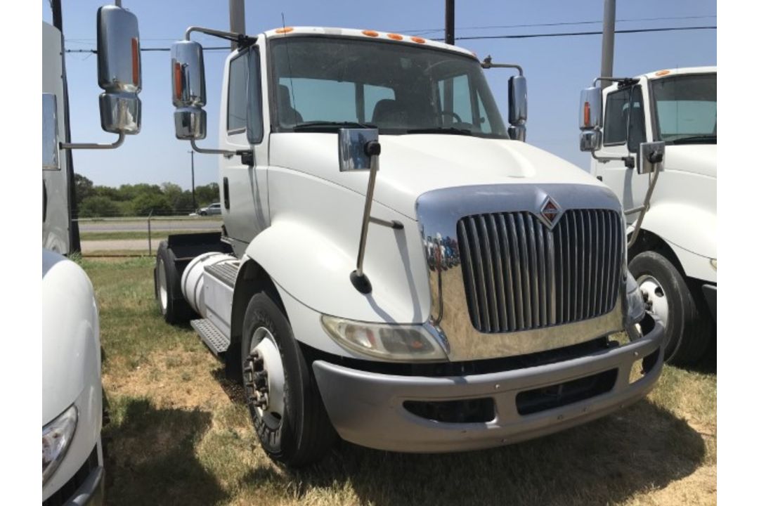 2014 International TranStar VIN: 1HSHWSNN2EH014595 Odometer States: 223,563 - Image 2 of 7
