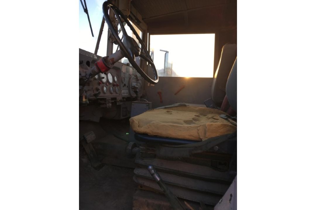 AM General M35A3 2 1/2 Ton 6x6 VIN: 500327 Odometer States: 30716 Color: Re - Image 5 of 10