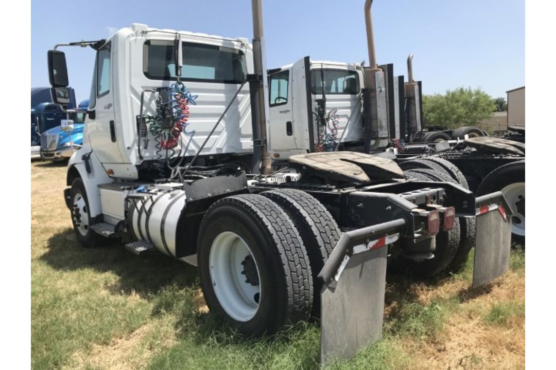 2014 International TranStar VIN: 1HSHWSNN2EH014595 Odometer States: 223,563 - Image 4 of 7