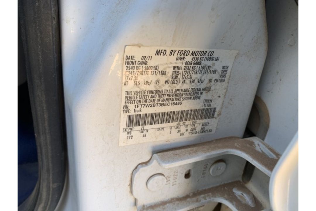 2011 Ford F250 CL Crew Cab 4x4 VIN: 1FT7W2BT3BEC16446 Odometer States: 2144 - Image 7 of 7