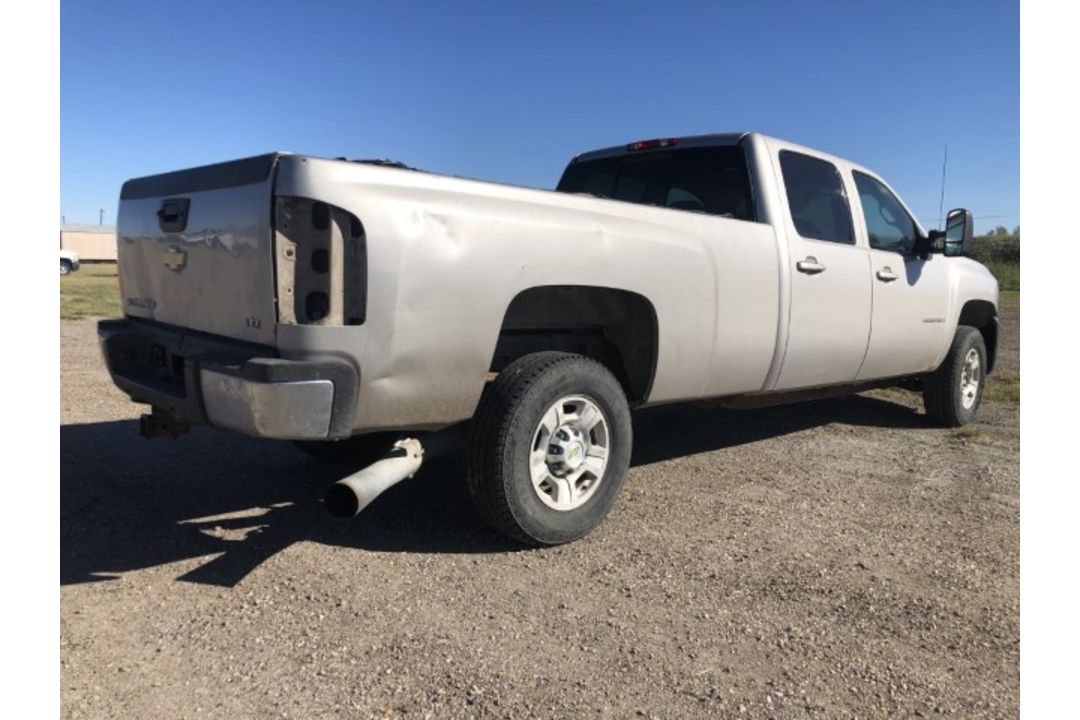 2009 Chevrolet 2500 VIN: 1GCHK63649F137369 Odometer States: 297,373 Color: - Image 3 of 8