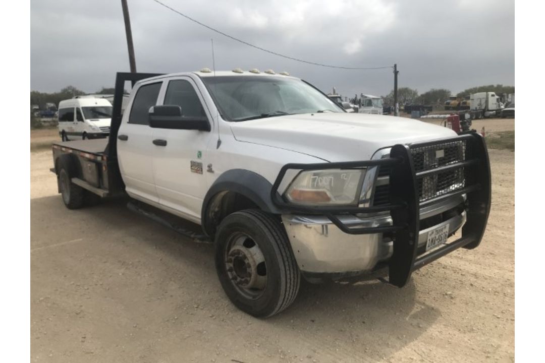 2011 Dodge 4500 VIN: 3D6WU6CL5BG580443 Odometer States: 163,038 Color: Whit - Image 2 of 6