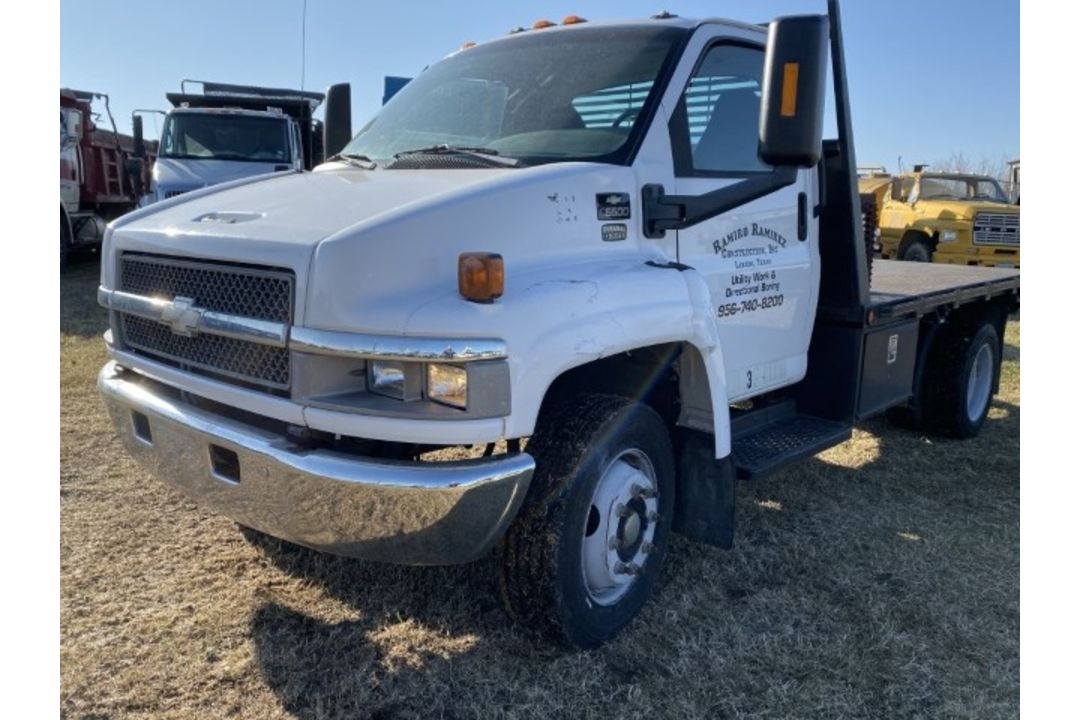 2003 Chevrolet C5500 Flatbed VIN: 1GBE5E1153F503413 Odometer States: 20314 - Image 1 of 6
