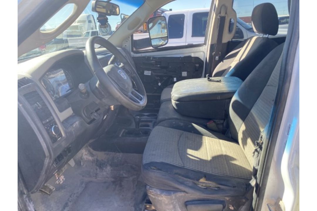 2012 Dodge RAM 3500 Flatbed VIN: 3C7WDTCL2CG229790 Odometer States: 136615 - Image 5 of 6