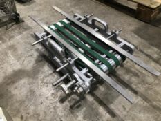 Small coged conveyor