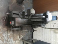 Hacksaw Cutting Machine