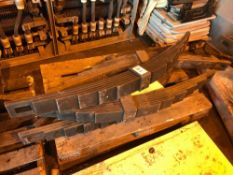 Leaf springs Seven leaf coach