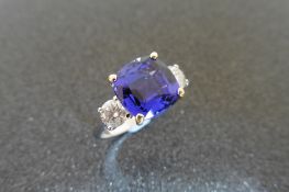 18Ct Tanzanite Diamond Threes Tone Ring,