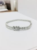 10.50ct Diamond tennis bracelet set with brilliant cut diamonds of H colour, si1 clarity.