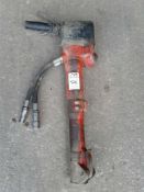 Hydraulic breaker gun