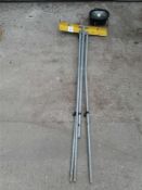 LED tripod light 110 V