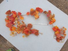 13 Pieces of Artificial Maple garland - Unused - Autum colours - 1.8m long