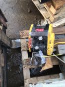 Beta Scaffold Hoist 200Kg 25M 110v