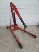 Clarke strong - arm engine hoist