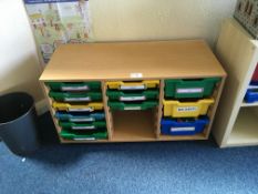 Multi tray storage unit