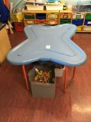 Star shaped sand pit on tubular steel frame (no sand)