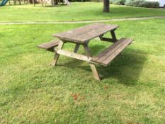 Picnic bench