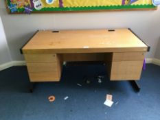 Twin pedestal cantilever frame desk