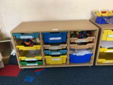Multi tray storage unit